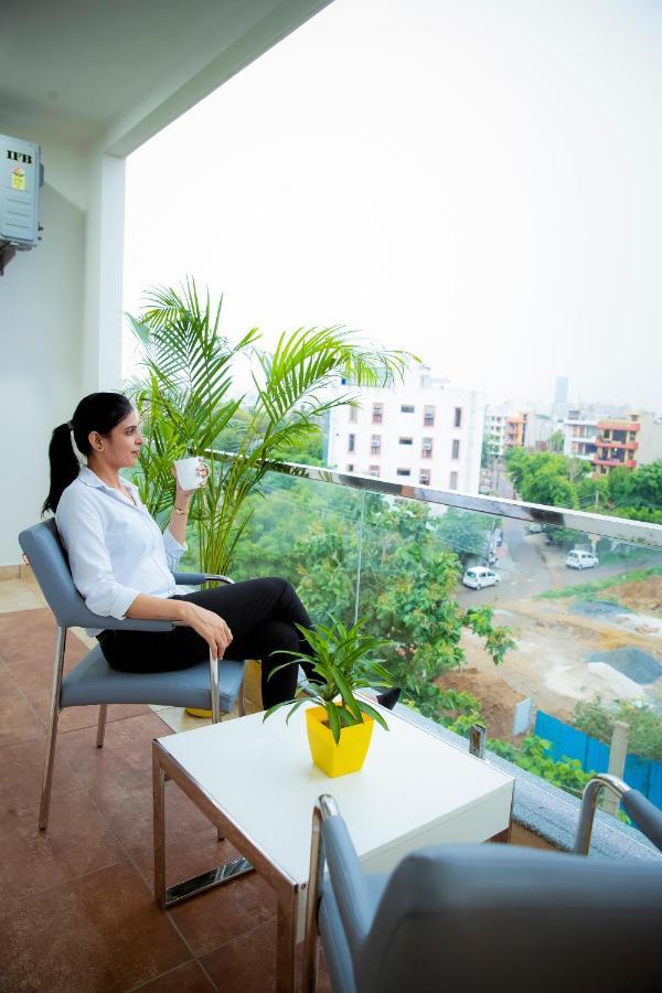 Lime Tree Luxury Studio - Service Apartment Near Artemis Hospital ,Gurgaon Zewnętrze zdjęcie