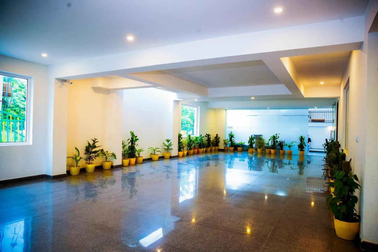 Lime Tree Luxury Studio - Service Apartment Near Artemis Hospital ,Gurgaon Zewnętrze zdjęcie